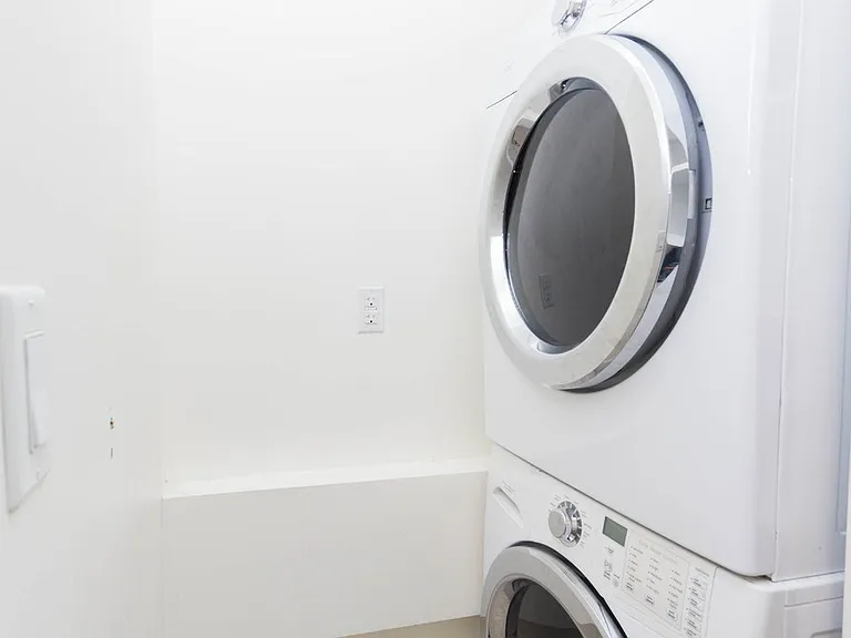 24 Pierce Ave #3BR2BRSTU — Photo 13