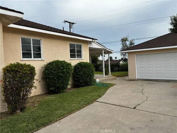 1520 Melody Ln, Fullerton, CA 92831