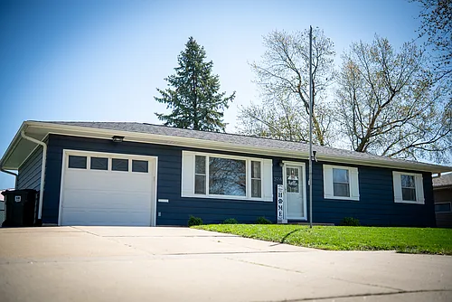 3914 Knoll Ridge Dr Photo 1