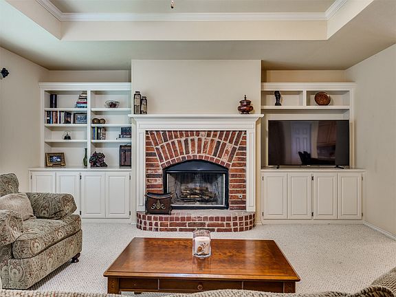 5th image of 1635 N Greenwood Pl