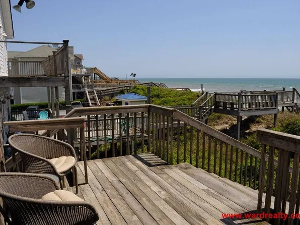 332 N Shore Dr, Surf City, NC 28445