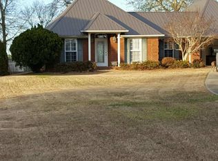 2407 Annesley Dr, Pell City, AL 35128