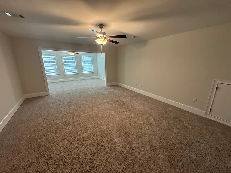 652 Charleston Mills Dr — Photo 15