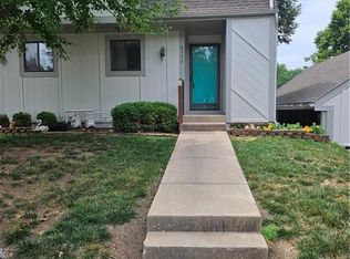 6520 Charles St, Shawnee, KS 66216
