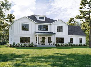 18 Sophia Court, Westhampton, NY