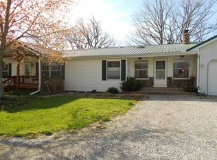 16255 Highway B, Clark, MO 65243