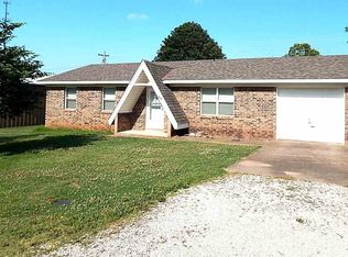 633 S 7th St, Fairfax, OK 74637