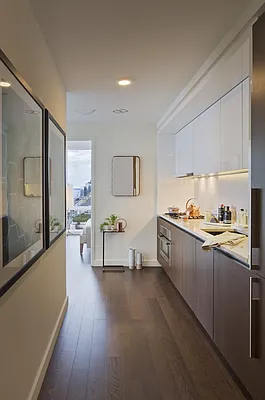 Rented by The Moinian Group | media 42