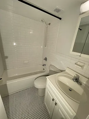 Rented by Voro NYC | media 10