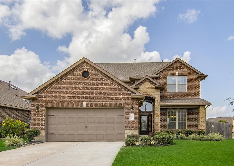 1st image of 102 Birdie Cir