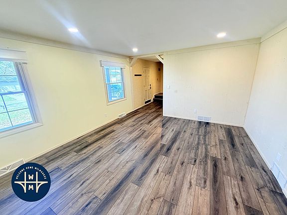 4th image of 14955 W Fenway Dr