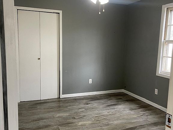 5th image of 5159 Bell Ave Unit 1