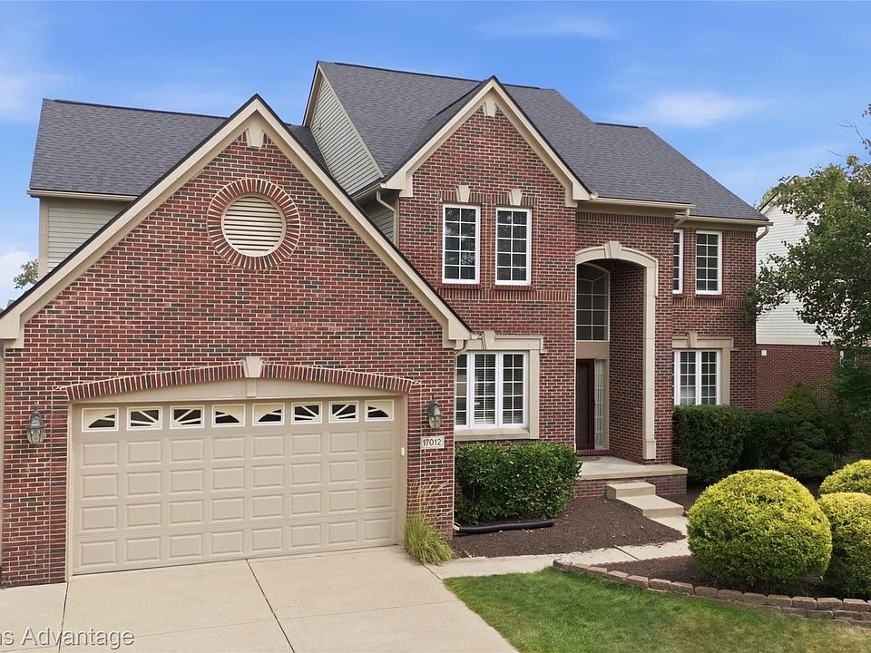 1st image of 17012 Algonquin Dr