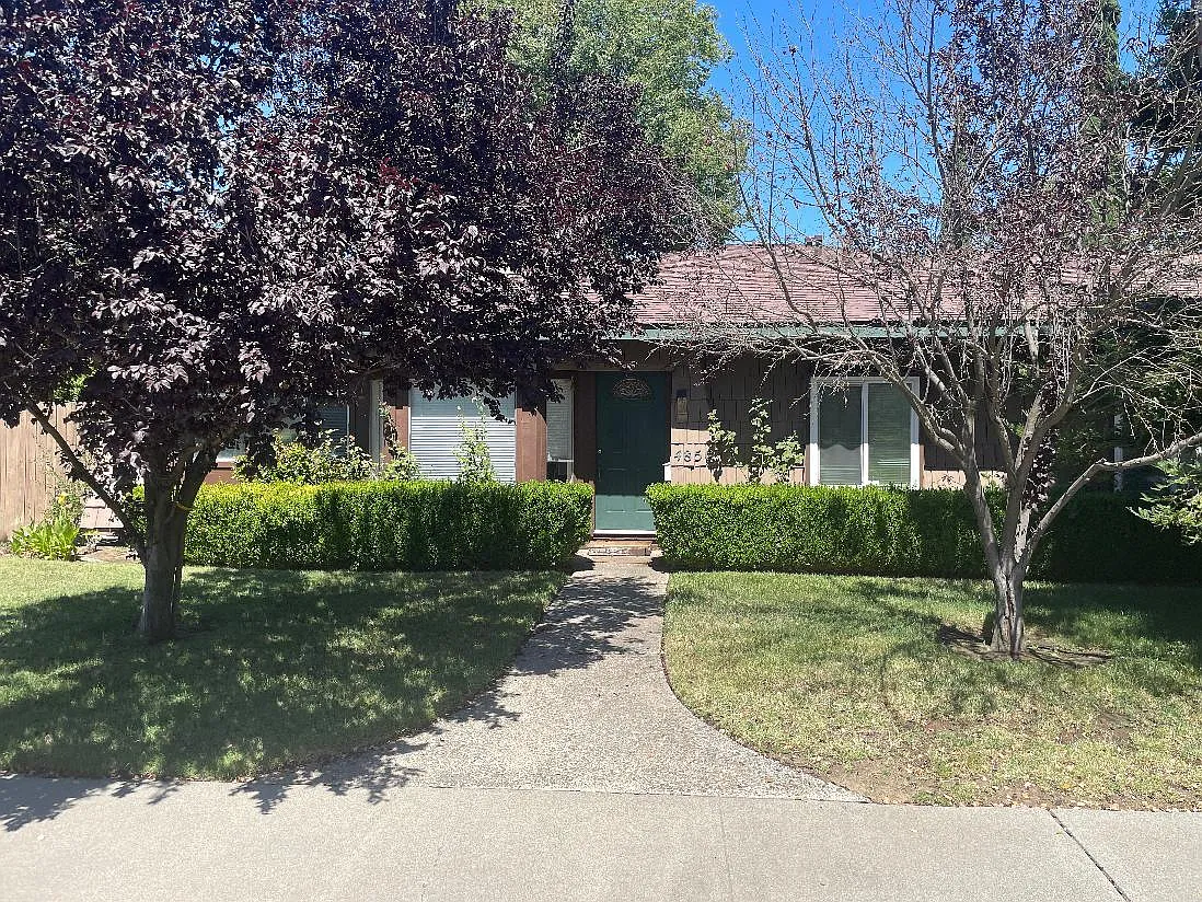 3 bed, 1700 sqft, $2,850 — Photo 1