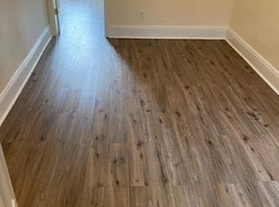 7009 66th St #2, Ridgewood, NY 11385