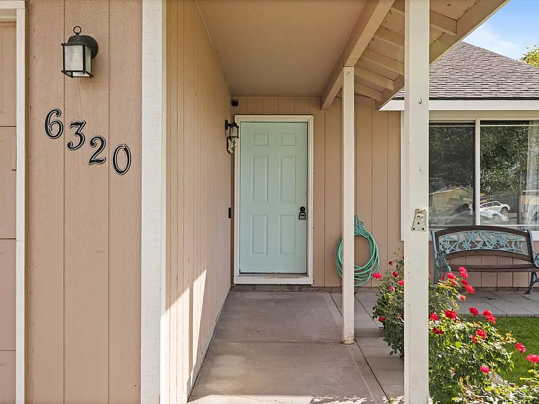 6320 Candlestick Dr — Photo 4