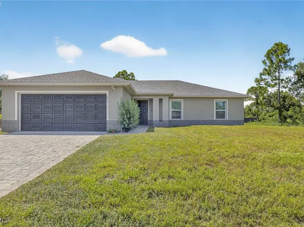 872 Carbon St E, Lehigh Acres, FL 33974