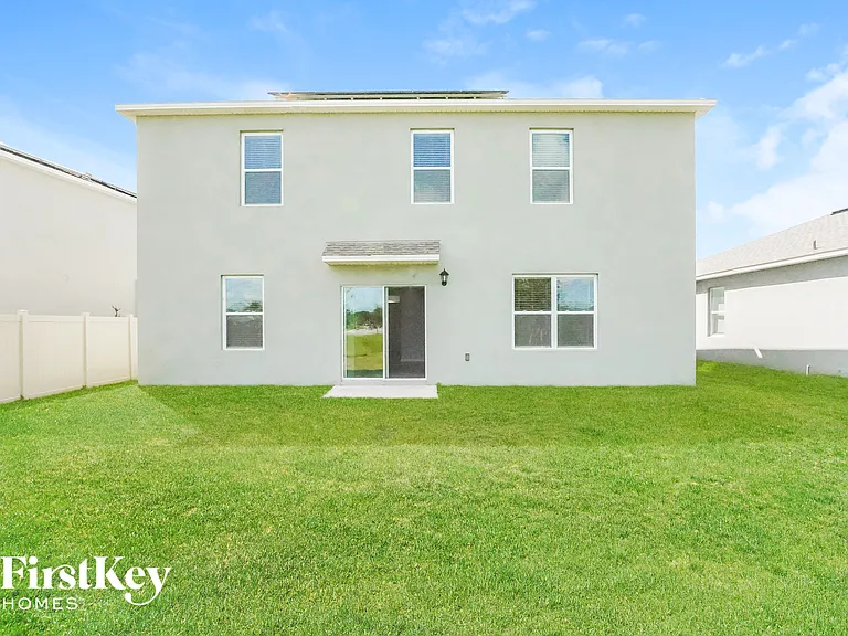 465 Noble Ave — Photo 15