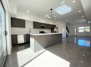 4960 Clinton St, Los Angeles, CA 90004