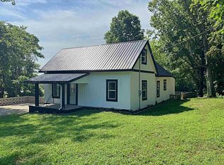 305 E Jefferson St, Edwardsport, IN 47528