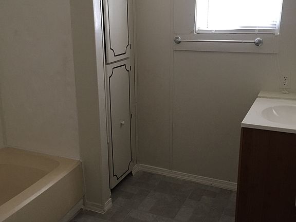 3rd image of 1123 W Marina Dr APT 16