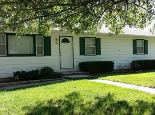 823S S Laura St, Maryville, MO 64468
