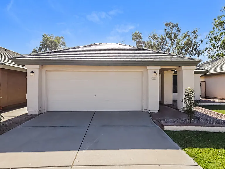 7535 W Sequoia Dr — Photo 1