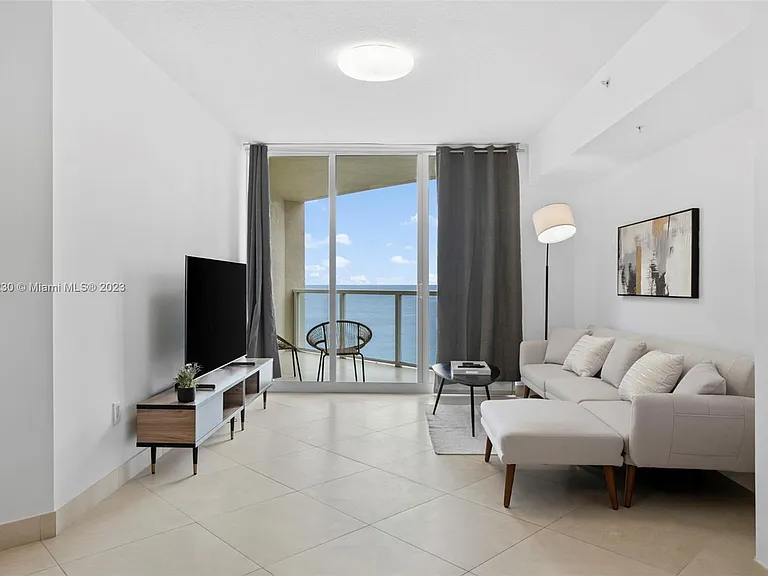16699 Collins Ave #1710 — Photo 2