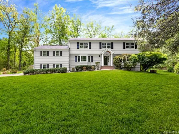 12 Graylock Road, Weston, CT 06883