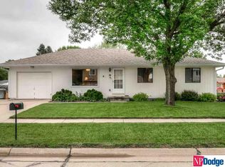 948 N 28th St, Blair, NE 68008