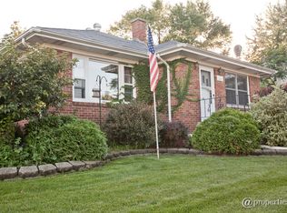 427 E 8th St, Lockport, IL 60441