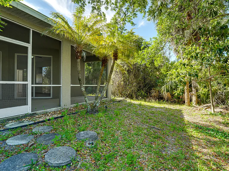 5279 Lovett Rd — Photo 32