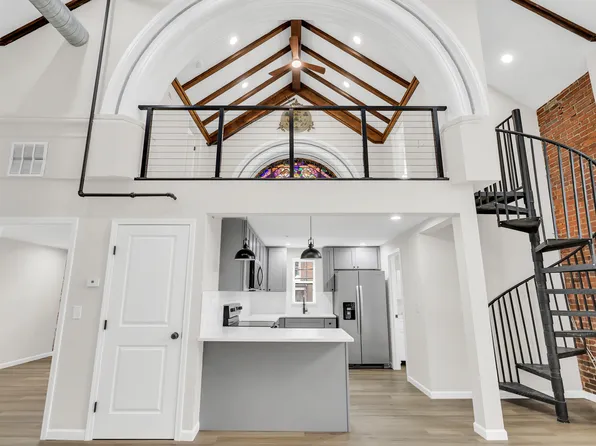 4246 Shaw Blvd, Saint Louis, MO