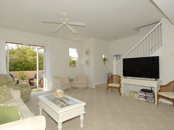 5th image of 2005 Oceanwalk Ter APT 313