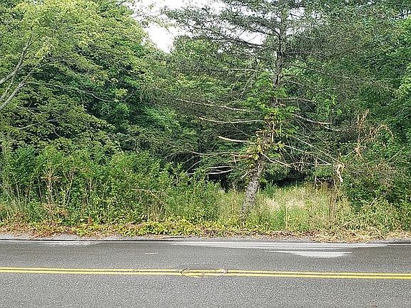 5th image of 10086 Old Perry Hwy