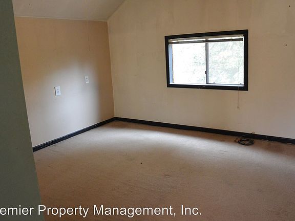 5th image of 3801 NE 174th St