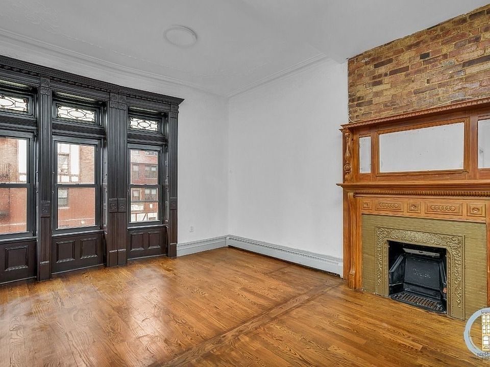 1st image of 130 New York Ave #6B