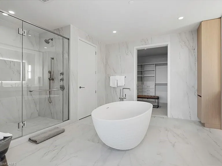 5100 Seagrass Blvd #306 — Photo 33