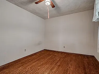 813 N Parkview Cir — Photo 31