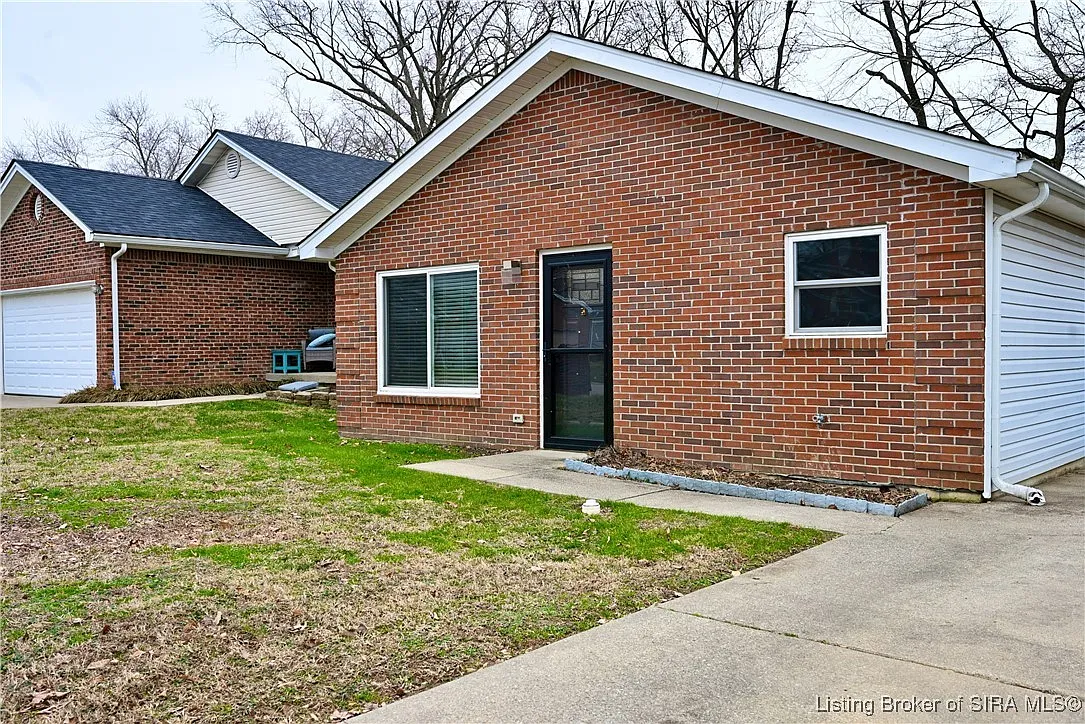 3926 Carver Street photo 1