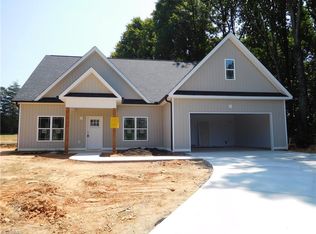 6700 Friendship Ledford Rd, Winston Salem, NC 27107