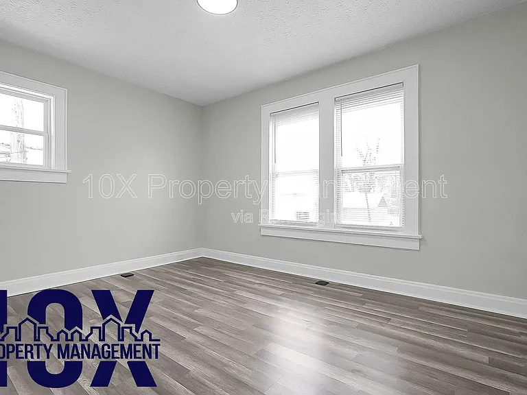 864 Fairwood Ave — Photo 22
