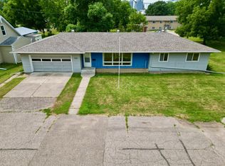226 1st St SE, Rothsay, MN 56579