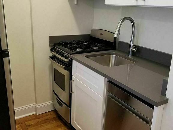 3rd image of 342 E 49th St #3C