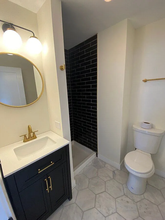 1 bed, 1.0 bath, $2,400 — Photo 3