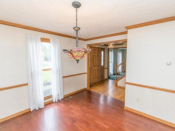 3rd image of 12001 Waywood Dr