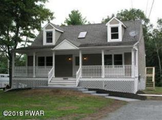 100 Lancet Ct, Dingmans Ferry, PA 18328