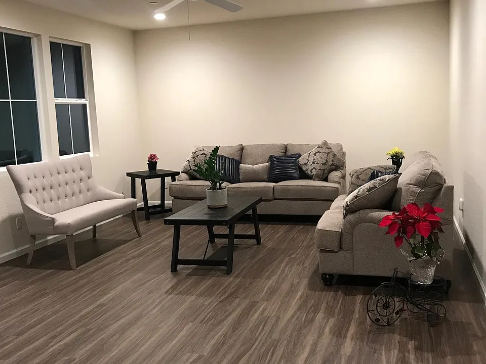 1955 Folsom Fair Cir #ROOM FOR RENT