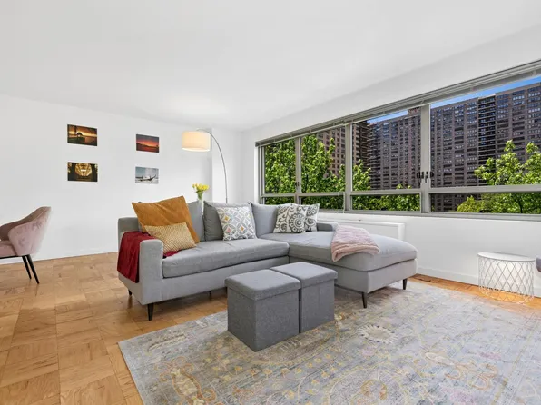 170 West End Avenue 6L image 1 of 7