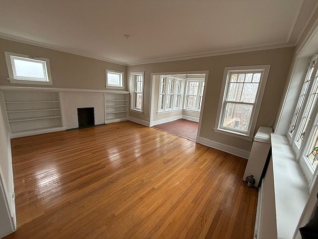 1st image of 1350 W Thorndale Ave APT 3